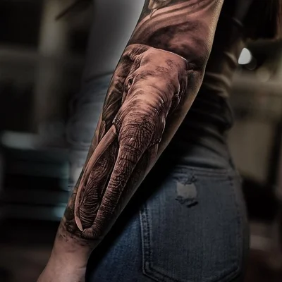 Sarah Sui tattoo 015