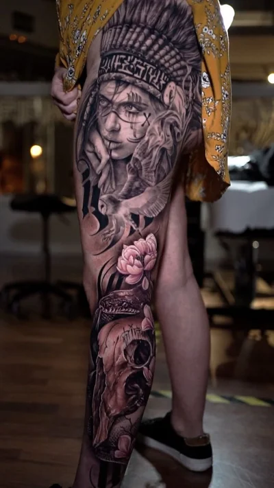Sarah Sui tattoo 017
