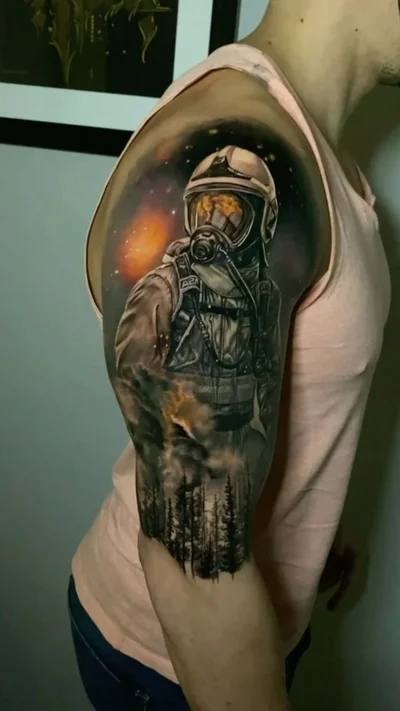 Sarah Sui tattoo 029