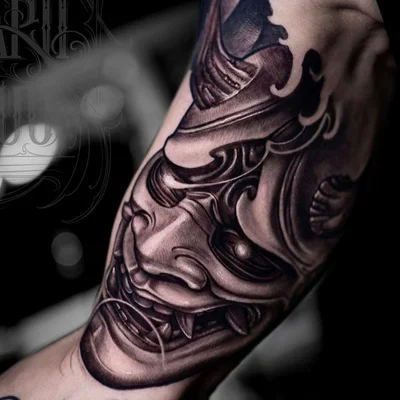 Sarah Sui tattoo 044