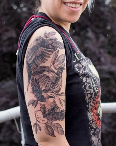 𝐒𝐚𝐫𝐢 tattoo 010