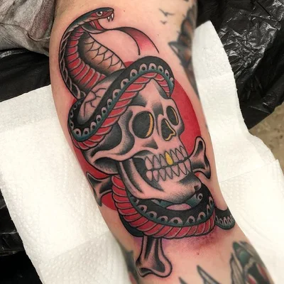 Saschi McCormack Tattooing tattoo 033