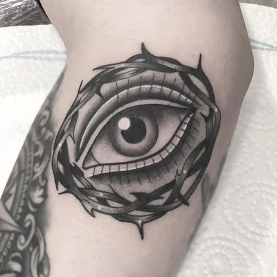 Saschi McCormack Tattooing tattoo 050