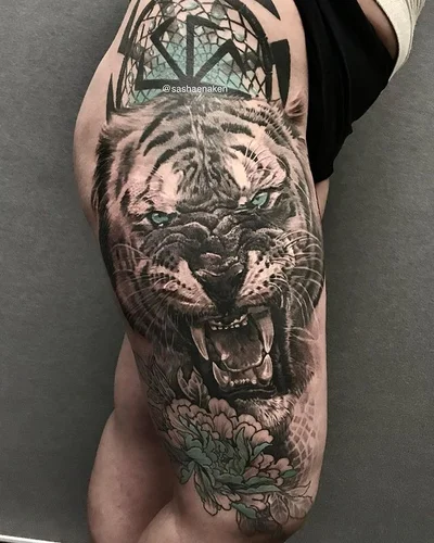 Sasha Enaken tattoo 023