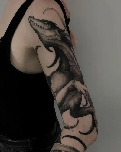 Sasha Katuna tattoo 043