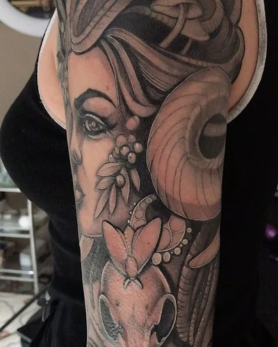 Sasha Katuna tattoo 050