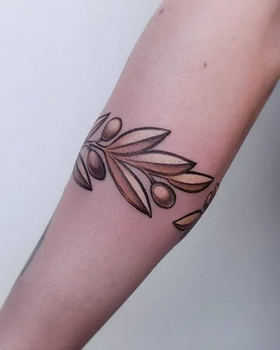 Sasha Marsh tattoo 010