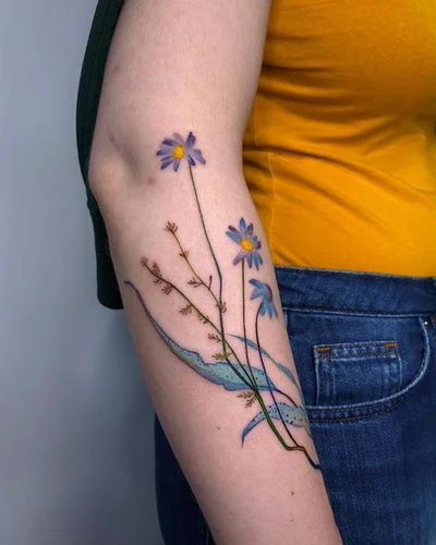 Sasha Marsh tattoo 049