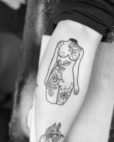 Sasha Nicole tattoo 012