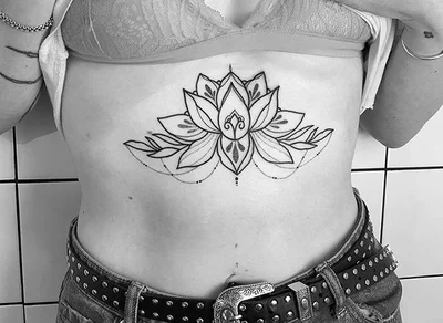Sasha Nicole tattoo 031