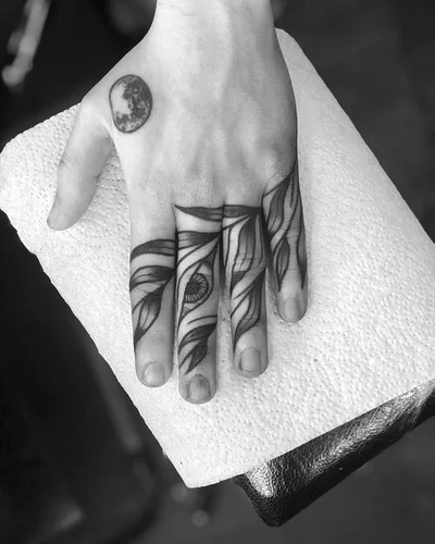 Sasha Nicole tattoo 036