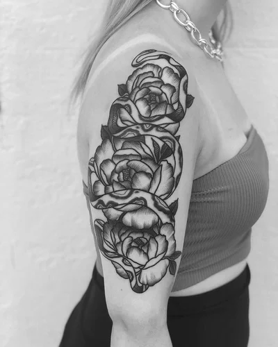 Sasha Nicole tattoo 040