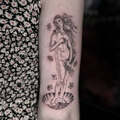 Sasha Tattoo tattoo 044