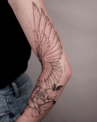 Sasha Masiuk tattoo 037