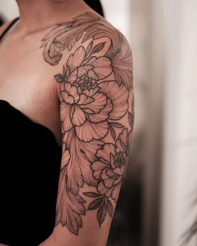 Sasha Masiuk tattoo 038