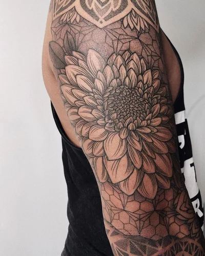 Sasha Masiuk tattoo 047