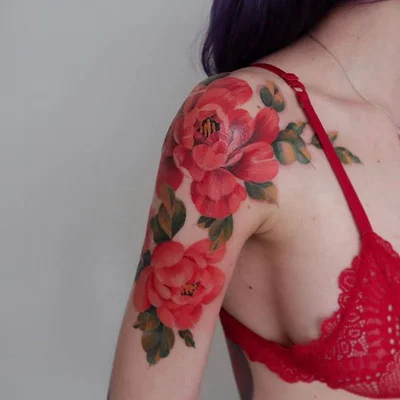 Sasha Tattooing tattoo 026