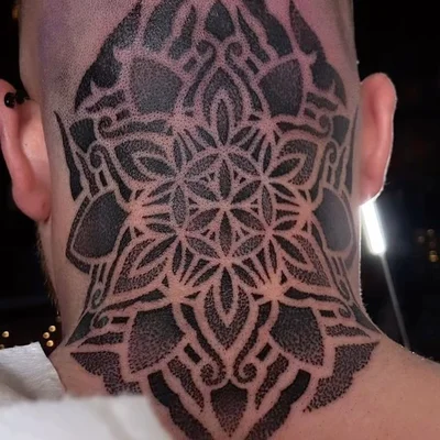 Saskia Viney tattoo 010
