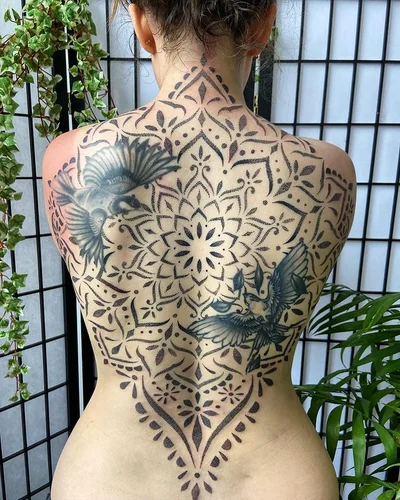 Saskia Viney tattoo 011
