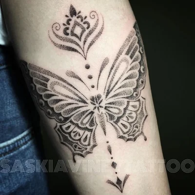 Saskia Viney tattoo 026