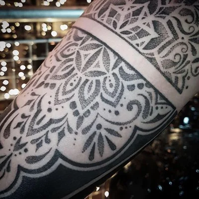 Saskia Viney tattoo 028