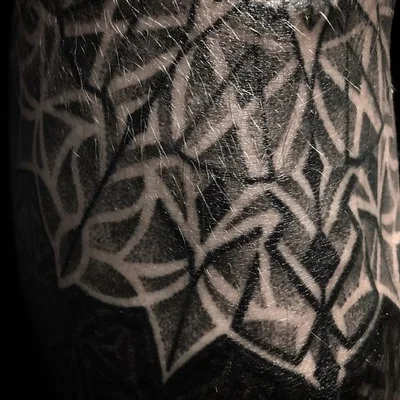 Saskia Viney tattoo 033
