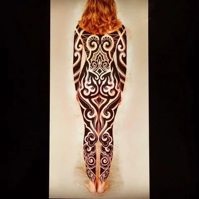 Saskia Viney tattoo 035