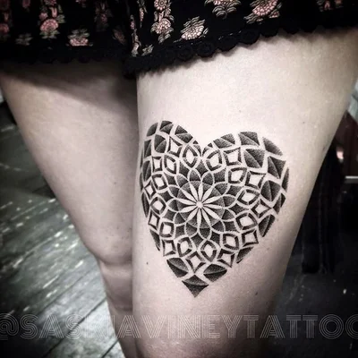 Saskia Viney tattoo 038