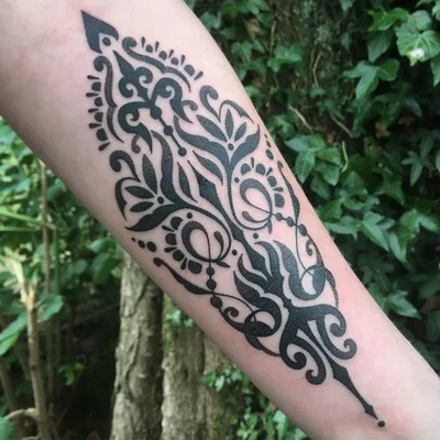Saskia Viney tattoo 048