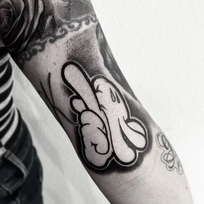 Saul Lira tattoo 021