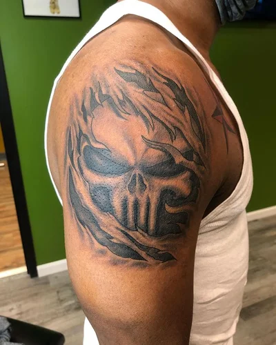 Joe Coletti tattoo 047
