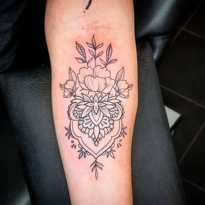 Daniel tattoo 007