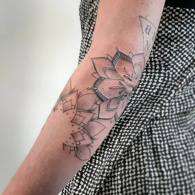 Daniel tattoo 039