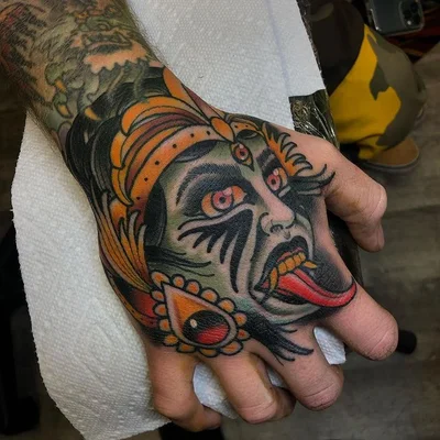Schyler Ames tattoo 023