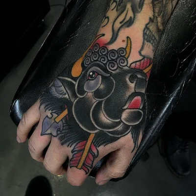 Schyler Ames tattoo 039