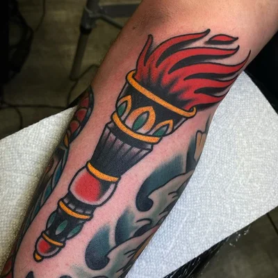Schyler Ames tattoo 043