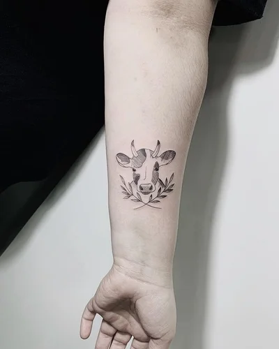 Sabrina Conde tattoo 018