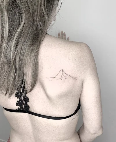 Sabrina Conde tattoo 031