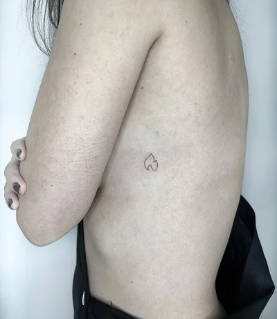 Sabrina Conde tattoo 033