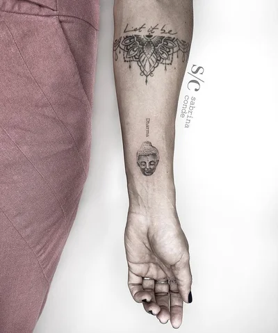 Sabrina Conde tattoo 038