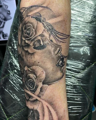 Scott Don tattoo 009