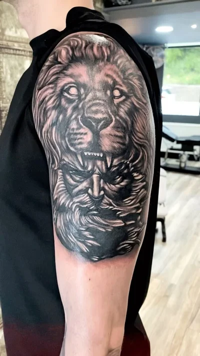 Scott Peatfield tattoo 036