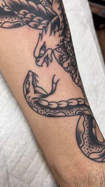 Scott Moss tattoo 008