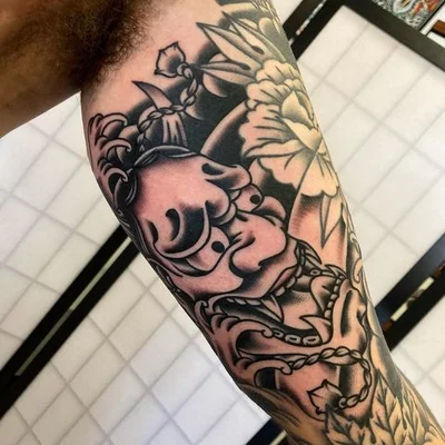 Scott Moss tattoo 014