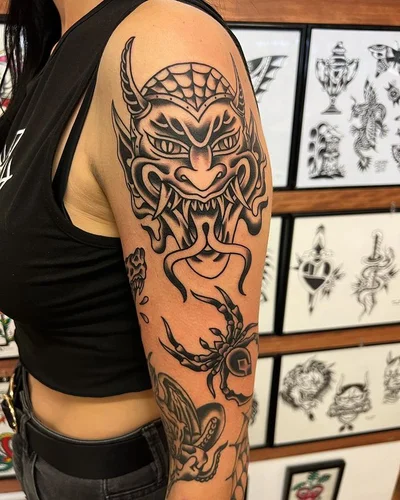Scott Moss tattoo 041