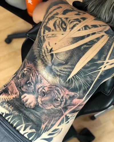 Sean Johnston tattoo 048