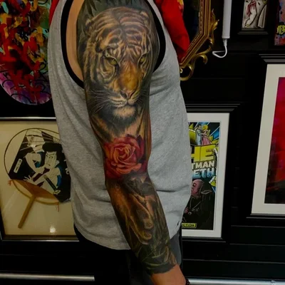 Sean Gilbert tattoo 033
