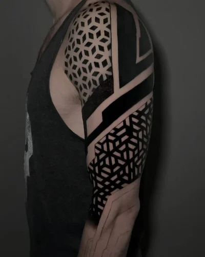 Sean Hall tattoo 007