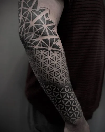 Sean Hall tattoo 012