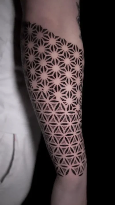 Sean Hall tattoo 019